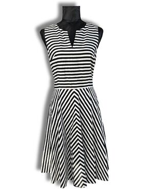 Ann Taylor Classic Black & White Striped Fit-and-Flare Dress 8p